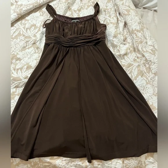 Beautiful short brown evening dress - Picture 1 of 1